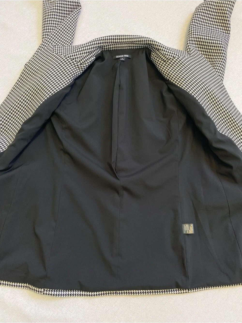 Gianni Bini Houndstooth Monica Belted Blazer
